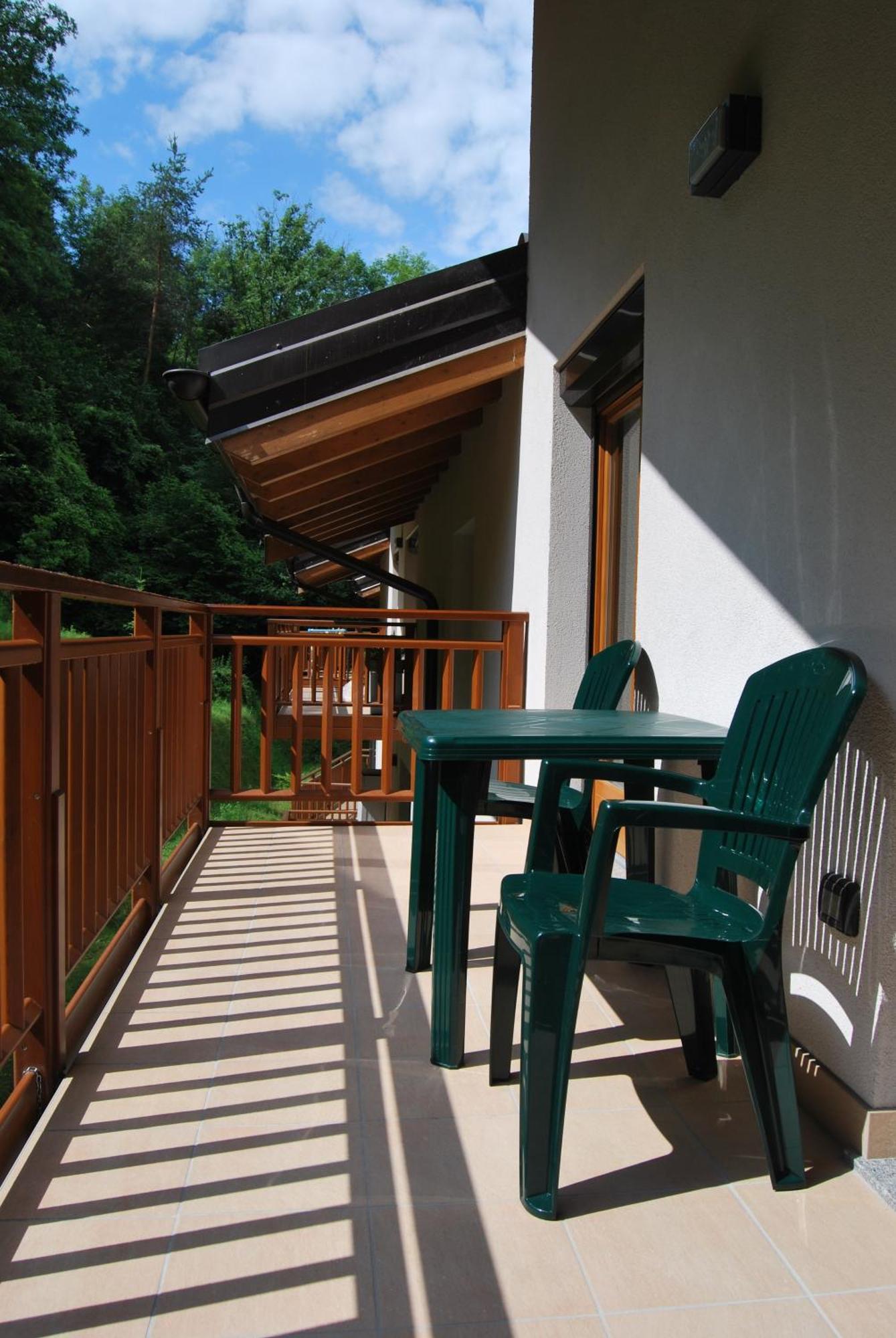 Appartement Residenza Finestra Sul Parco à Comano Terme Chambre photo