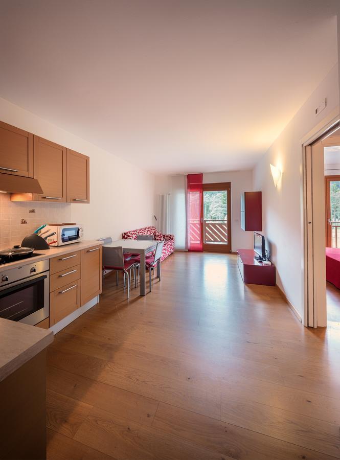 Appartement Residenza Finestra Sul Parco à Comano Terme Extérieur photo